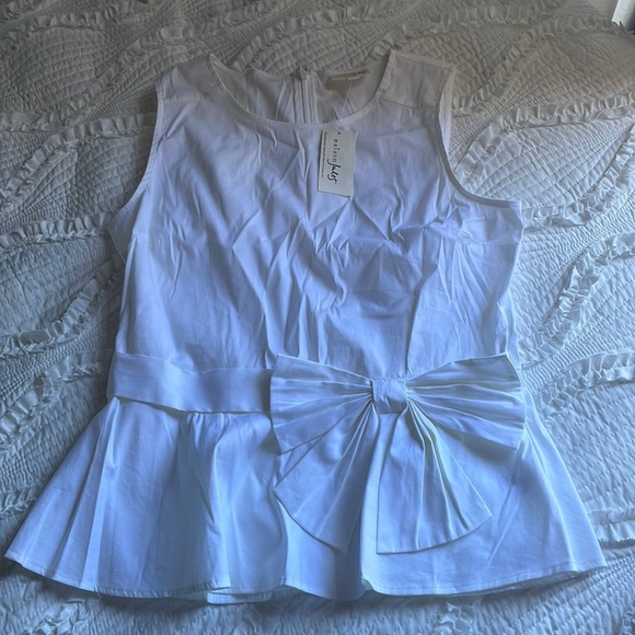 (NWT) Maison Jules — White Peplum Style Top with front bow (large) - Picture 2 of 8